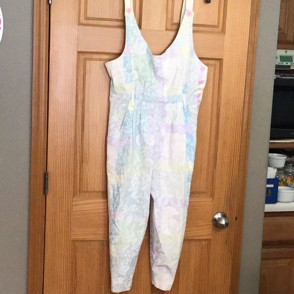 Oh so pretty vintage jumpsuit M